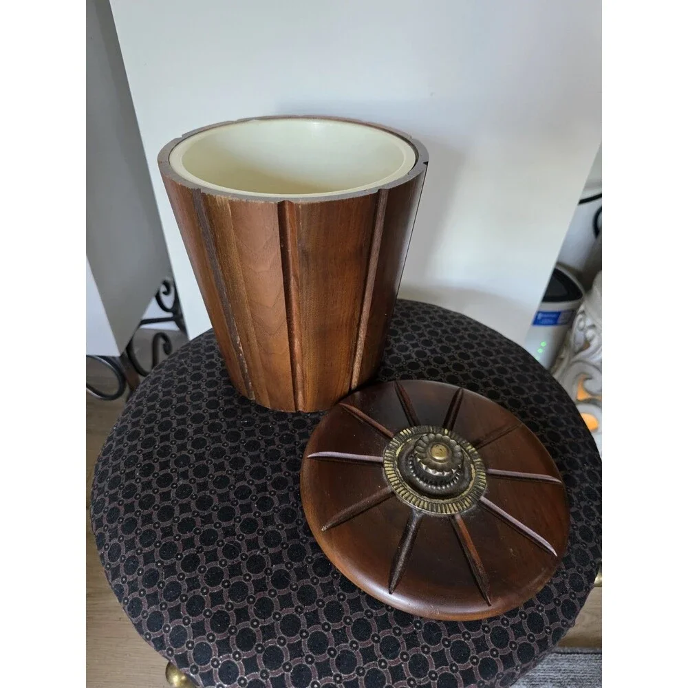 Vintage Barware MCM Wood ICE BUCKET Brass Knob w/Liner VGUC